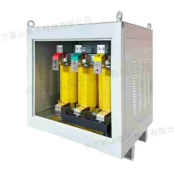 自耦变压器出线端的避雷器保护是如何进行的呢？