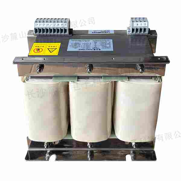 在选用和使用套管时，需要注意什么？