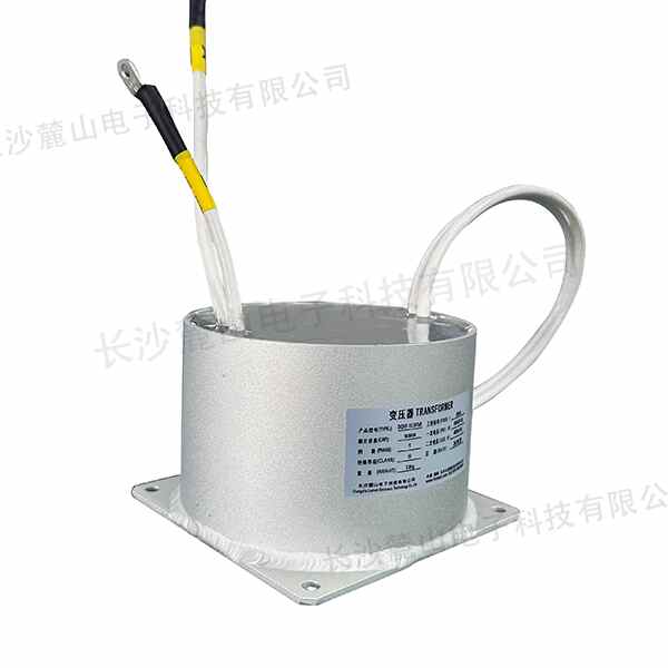 为何在变压器空载合闸时会出现励磁涌流呢？